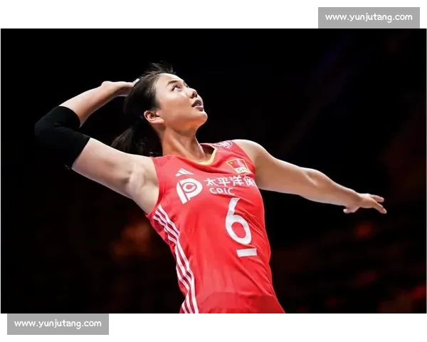 副攻跨界二传笑翻全场！女排训练欢乐多